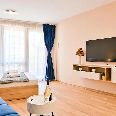 Armand De Azurro סופיה