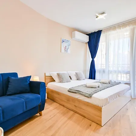 Armand De Azurro * סופיה